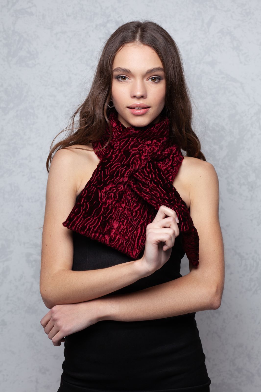 Faux fur women's skarf - Astrakhan Garnet