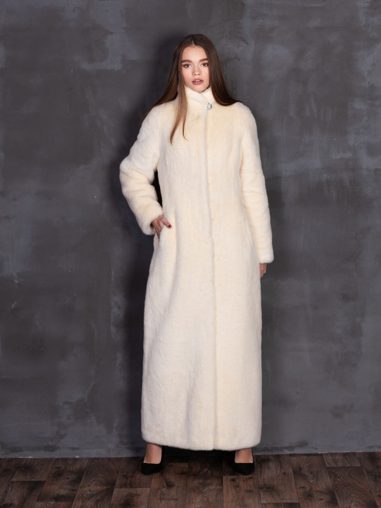 Luxury Coat
Luxury Fur Coat
Coats
Women's Coats
Custom Fur Coat
White Coat
Mink
Long Mink Coat
Full Size Coat
Long White Coat
White Woman Coat
Oversized Coats
Beige Coat