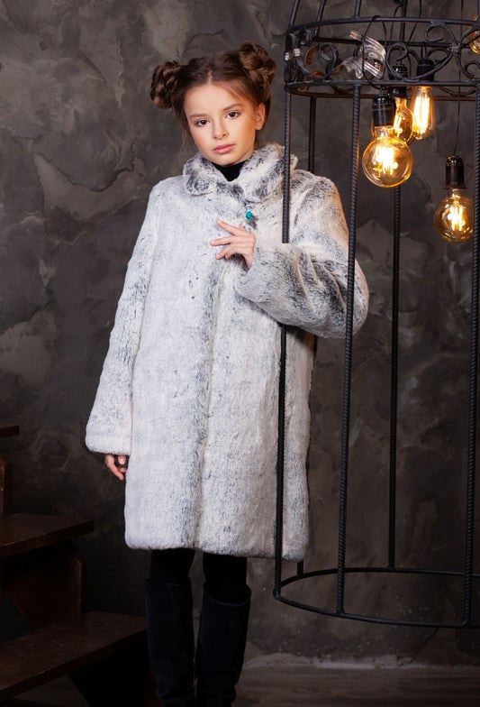 Faux Fur Kids Coat
Luxury Kids Coat
Winter Kids Coat
Furry Kids Coat
Chinchilla Coat
Warm Kids Fur Coat
Girls Winter Outwear
Tissavel Kids Coat
Fur Coat For Girls
Chinchilla Kids Coat
Silver Kids Coat
French Kids Coat
Fluffy Kids Coats